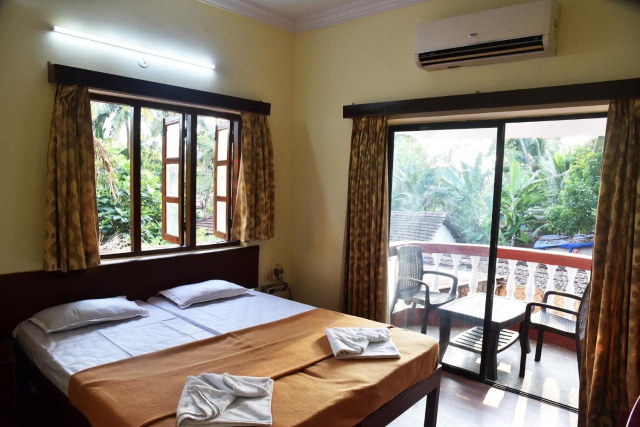 Collection O 45765 Xavier Beach Resort Candolim Exterior photo